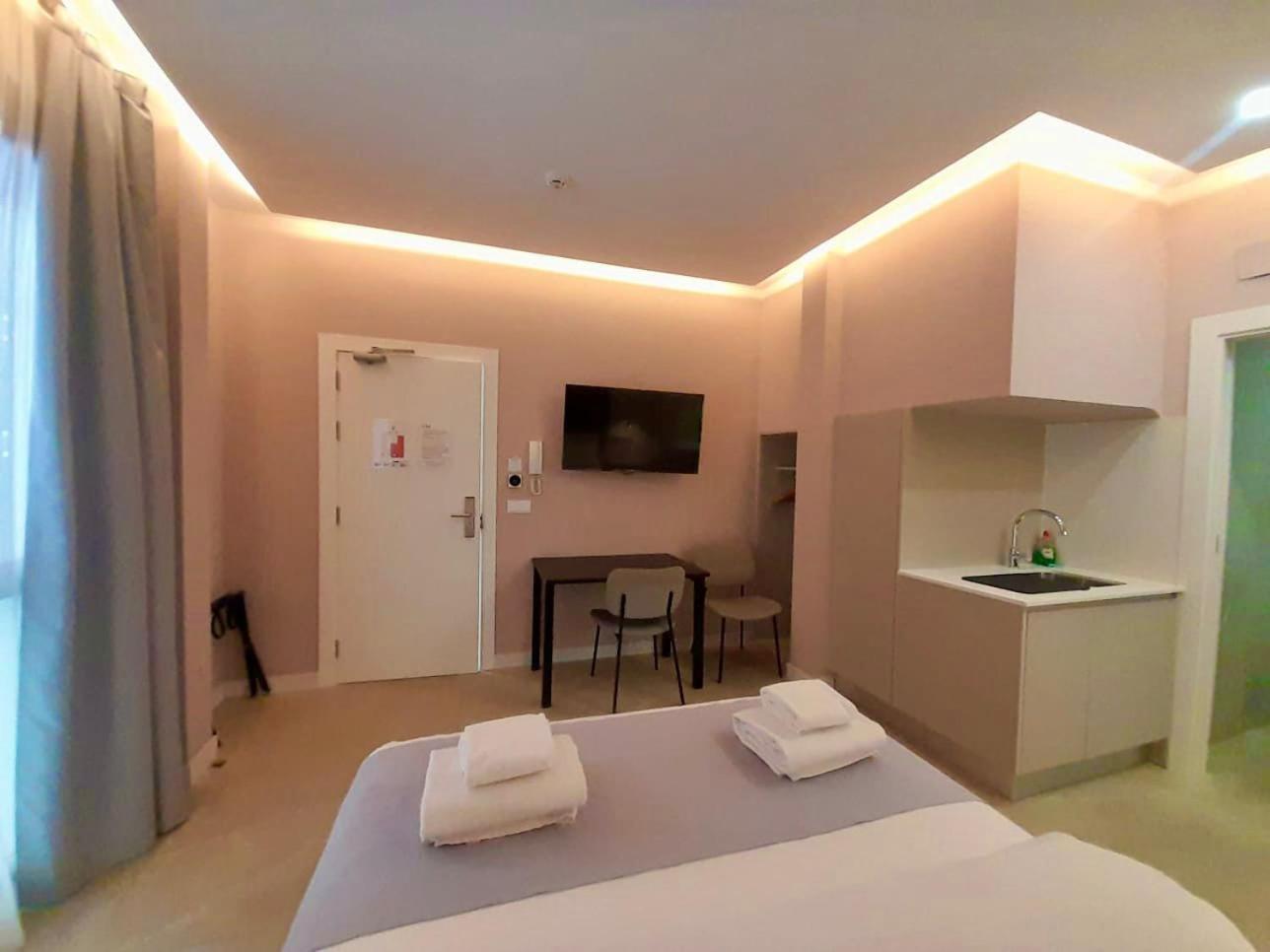 Gbh Hotel-Apartamentos Estrella De Mar Benidorm Bagian luar foto